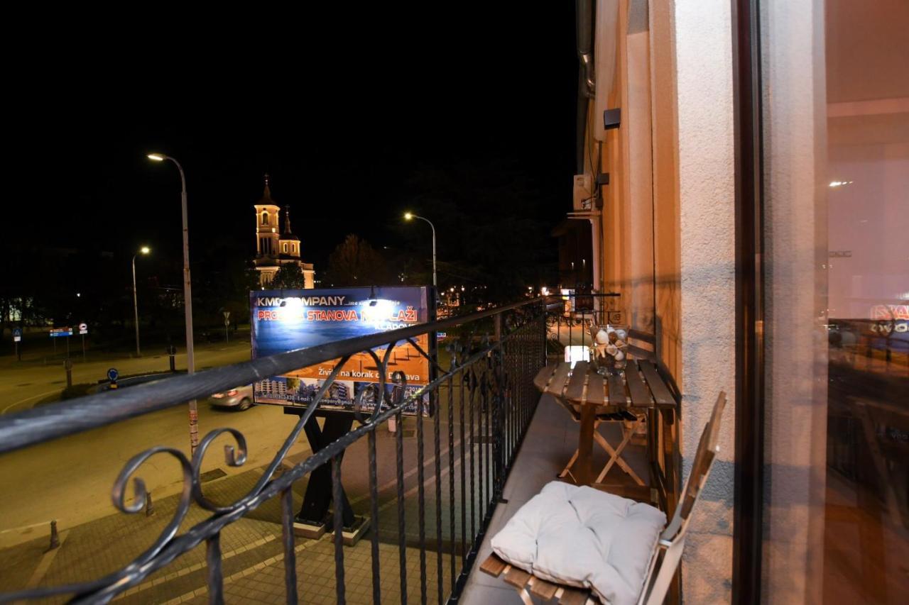 Central Apartments Kladovo Zewnętrze zdjęcie